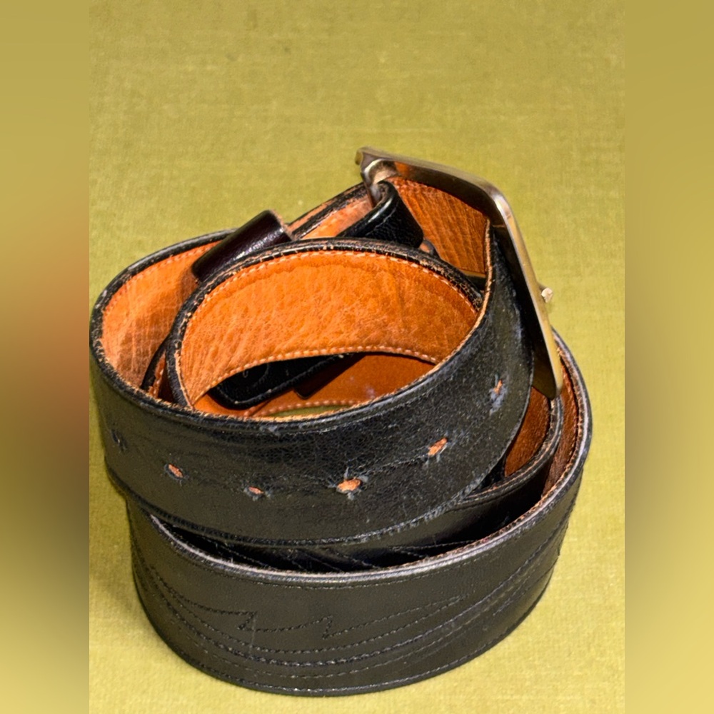 Lucchese Black Leather Belt with Gold Single Prong Buckle Retro Size 42 - Picture 3 of 8